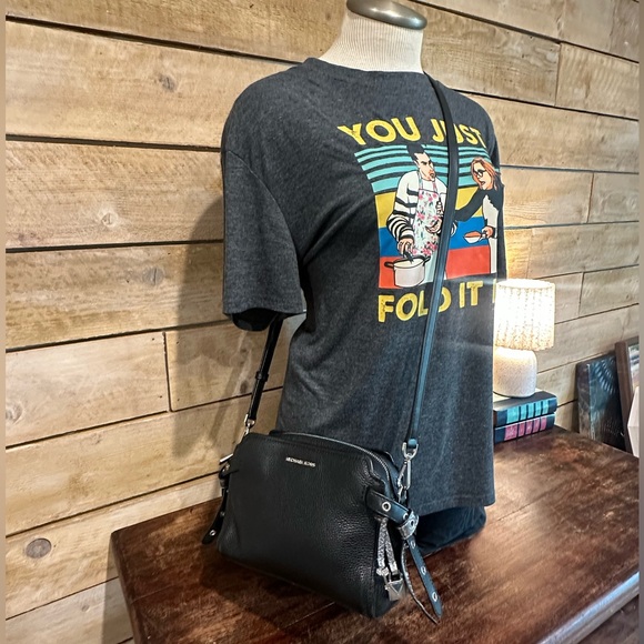 Michael Kors Pebbled Leather Crossbody Bag – Black – Adjustable Strap - Picture 2 of 14